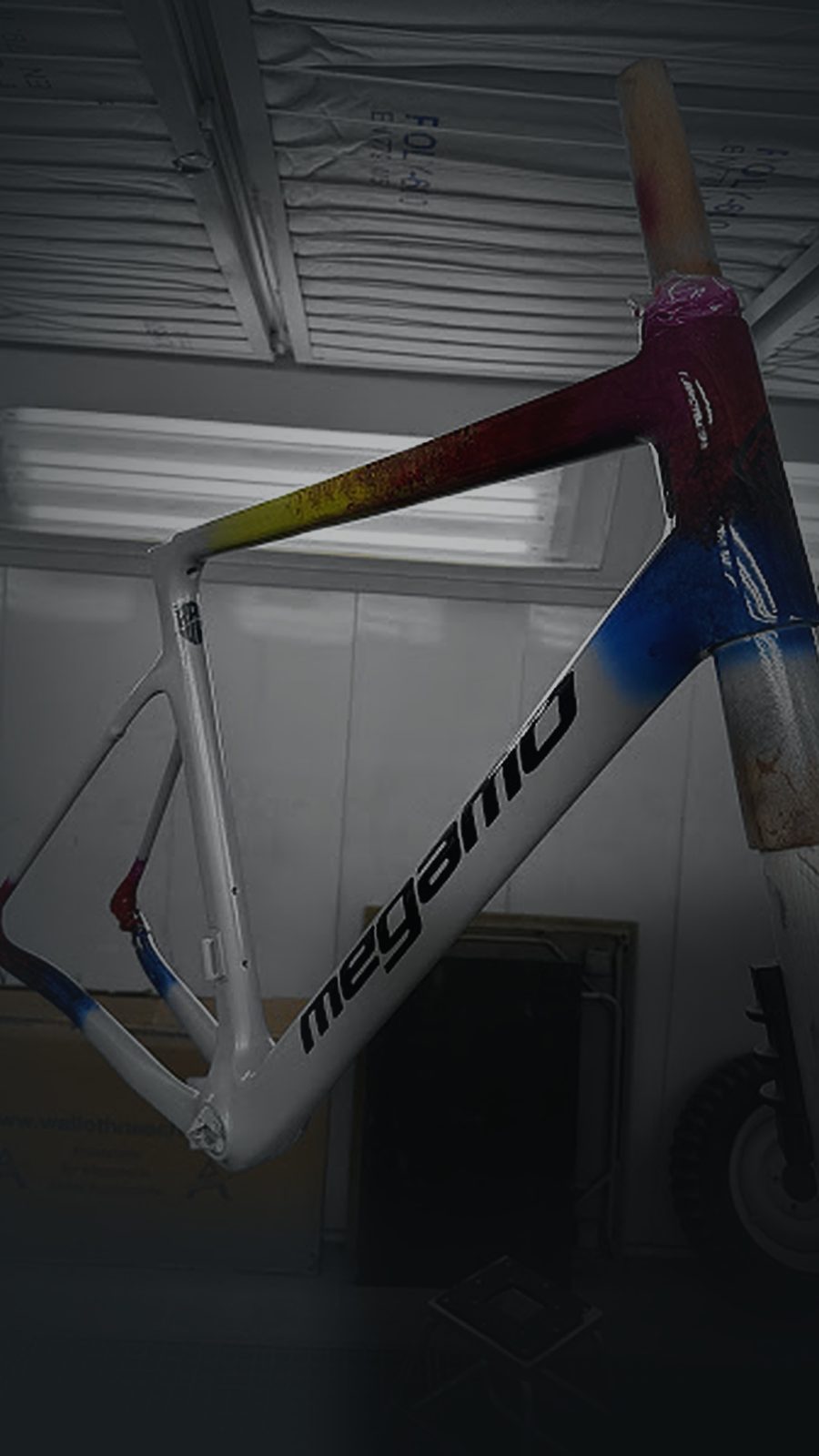 Le Megamo Silk dans la cabine de peinture de l'atelier BPW